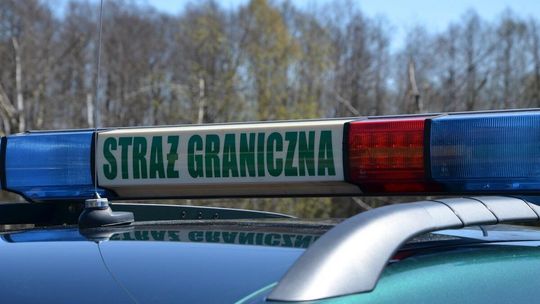 1,5 promila alkoholu za kierownicą. Straż Graniczna zatrzymała kierowcę Opla