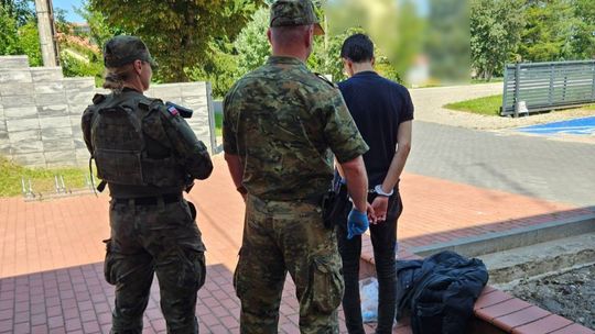 10 cudzoziemców zatrzymanych przy granicy z Litwą. Wszyscy nielegalnie przekroczyli granicę