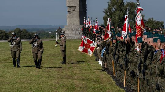 107 lat Bursztynowej Dywizji. Uroczystości na Polach Grunwaldu