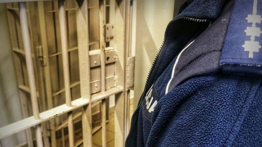 23-latek uniknął więzienia. Opłacił zaległą grzywnę tuż przed zatrzymaniem