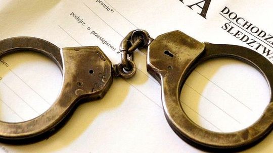 🚨 3 miesiące aresztu za kradzież szczególnie zuchwałą w Augustowie 🚨 3 miesiące aresztu za kradzież szczególnie zuchwałą w Augustowie