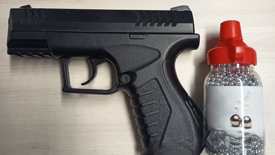 41-latek zatrzymany za groźby i zniszczenie mienia