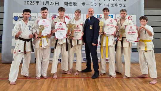 🥋 5 medali karateków z Suwałk! 🥋 5 medali karateków z Suwałk!