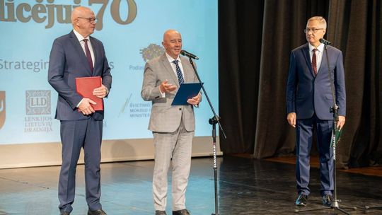 70 lat liceum w Puńsku. Szkoła uhonorowana Odznaką Honorową Województwa Podlaskiego