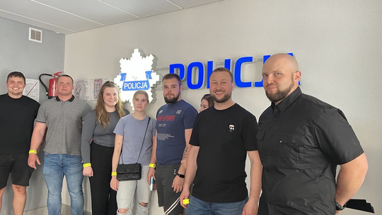 🎓 Bezpieczeństwo w praktyce – PUZ z wizytą u suwalskiej Policji