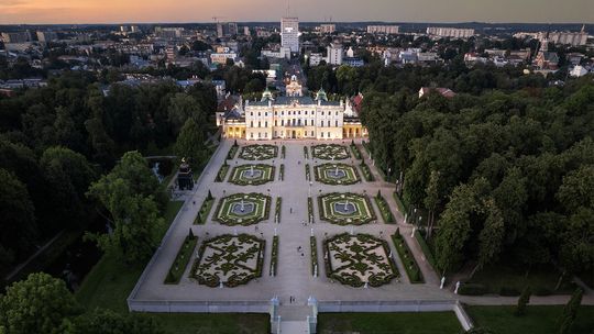 🌿 Białystok i Podlaskie walczą o certyfikat turystyczny dla Ogrodu Branickich! 🌿