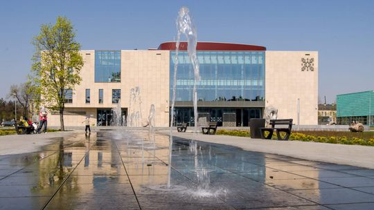 Co w Suwalskim Ośrodku Kultury? Koncerty, wystawy i warsztaty 🎶🎨📸