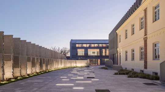 Debata naukowa „Za kulisami żelaznej kurtyny. Polska i Litwa w cieniu jałtańskich sojuszy” Debata naukowa „Za kulisami żelaznej kurtyny. Polska i Litwa w cieniu jałtańskich sojuszy”