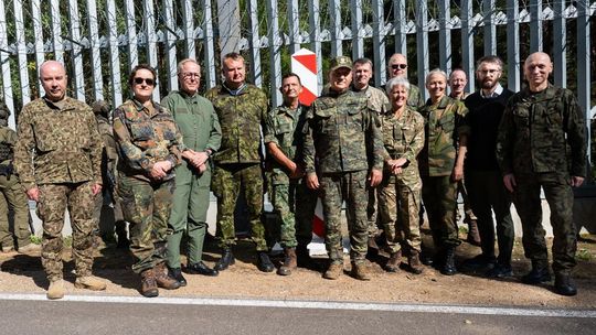 Delegacja państw Europy Północnej na granicy polsko-białoruskiej