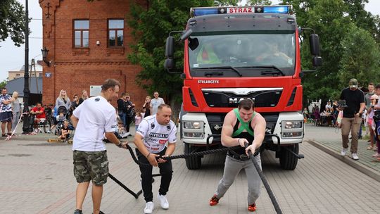 💥 Dni Otwarte w GOK Raczki – siła, zabawa i integracja ze strongmanem!