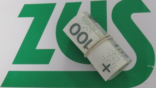 Dodatek dla sieroty zupełnej. Nie każdy z rentą rodzinną dostanie dodatkowe pieniądze z ZUS