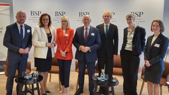 🌍 Dom Polski Wschodniej: Konferencja o gospodarce wodorowej w Brukseli