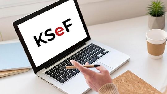 Druga seria letnich spotkań o KSeF – harmonogram wydarzeń podlaskiej KAS 💻📊