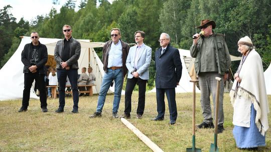 Drugi dzień Jaćwieskiego Festynu. W Szwajcarii ruszyła budowa centrum archeologicznego