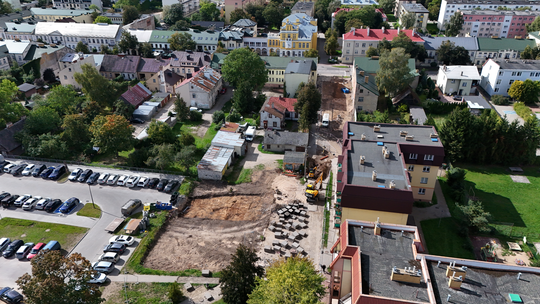 Duże inwestycje drogowe w Suwałkach. Prace trwają w kilku częściach miasta