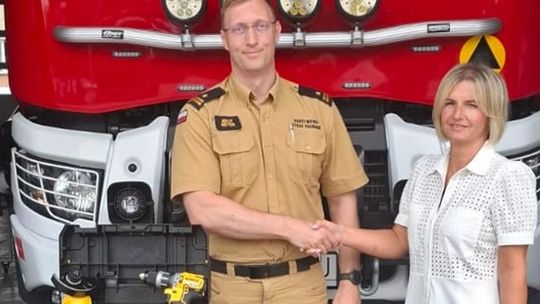 🔧 Elektronarzędzia dla strażaków z Suwałk – darowizna od Stena Recycling 🚒 🔧 Elektronarzędzia dla strażaków z Suwałk – darowizna od Stena Recycling 🚒