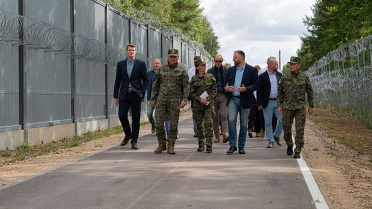 Estońska delegacja w Podlaskim Oddziale Straży Granicznej. Wymiana doświadczeń na granicy