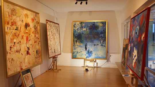 🎨 Galeria „W Przestrzeni Niebiańskiej” otwarta! 🌟