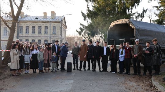 Gra miejska „Kamienie na szaniec” w Suwałkach – połączenie historii i przygody Gra miejska „Kamienie na szaniec” w Suwałkach – połączenie historii i przygody