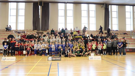 ⚽ Halowy Turniej Piłki Nożnej Rocznika 2016 – Graliśmy dla Tobiasza