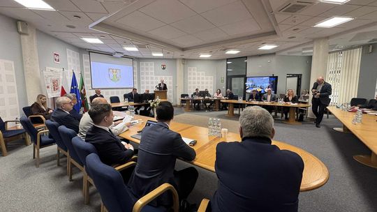 🗳️ Jak głosowali radni? Sprawdzamy wyniki głosowań z sesji Rady Miejskiej