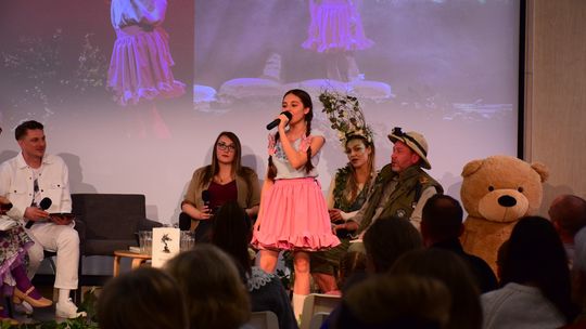 „Karolcia” z teatru na papier. Wyjątkowa premiera książki w Książnicy Podlaskiej