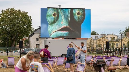 Kino na Bulwarach przyciągnęło rodziny. Niedzielne popołudnie z filmem „Rango”