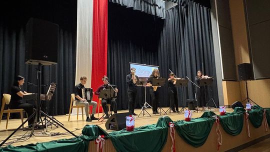 🇵🇱 Koncert Orkiestry Konarskiego z okazji Święta Niepodległości 🎶 🇵🇱 Koncert Orkiestry Konarskiego z okazji Święta Niepodległości 🎶