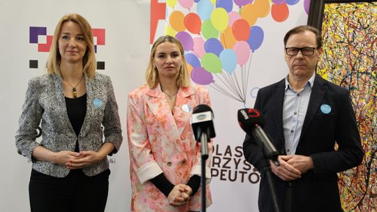 📣 Konferencja prasowa dotycząca koncertu charytatywnego 🎼 „CALa pomoc dla (dorosłej) Bajki” już za nami! 📣 Konferencja prasowa dotycząca koncertu charytatywnego 🎼 „CALa pomoc dla (dorosłej) Bajki” już za nami!