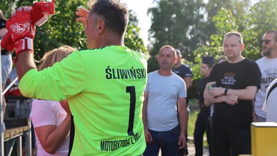 🧤 Koniec pewnej ery! Karol Śliwiński żegna się z boiskiem po 47 latach życia i tysiącach interwencji! 👏⚽