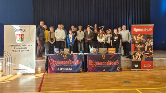 Kornelia Łoboda zwyciężczynią I Międzyszkolnych Mistrzostw Suwałk w Rummikub