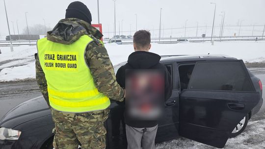 Kurier zatrzymany na granicy polsko-litewskiej. Migrantki z odmową wjazdu Kurier zatrzymany na granicy polsko-litewskiej. Migrantki z odmową wjazdu