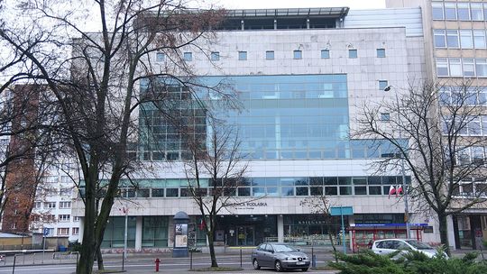 📚 Listopad w Książnicy Podlaskiej – miesiąc literatury, kultury i rodzinnych historii ✨