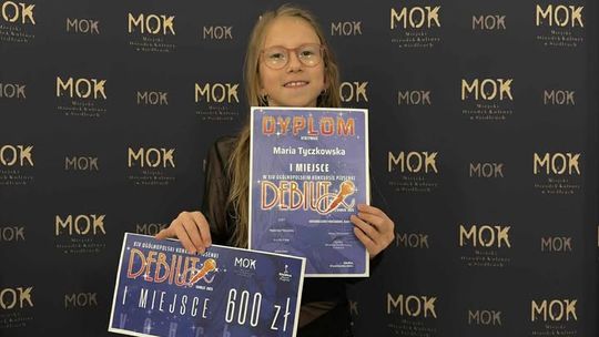 🎤 Maria Tyczkowska z Suwałk zwyciężczynią ogólnopolskiego konkursu wokalnego „Debiut”! 🌟
