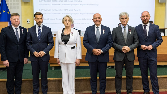 🎖 Medale za zasługi dla samorządu terytorialnego wręczone