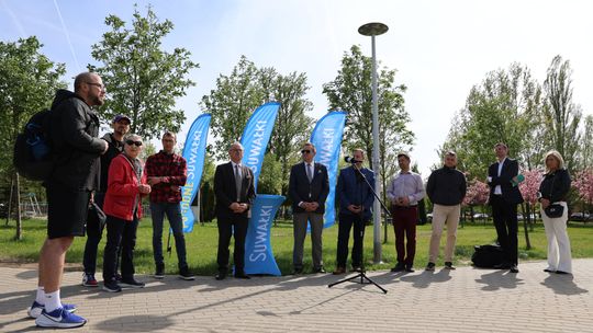 Mieszkańcy Suwałk rozmawiali o nowym boisku do streetballa w Parku Północnym