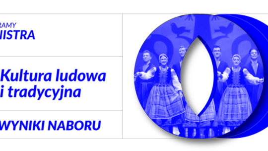 Mistrzyni Sabina Knoch uczy tkać sejpak. Spotkanie rekrutacyjne w Suwałkach