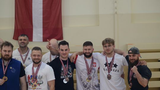 Mocna reprezentacja Suwalszczyzny na Mistrzostwach Łotwy w rwaniu