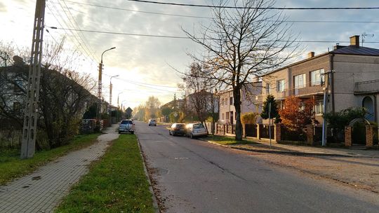 🚧 Modernizacja chodników na ul. Lotniczej – podpisano umowę i ruszają prace! 👣 🚧 Modernizacja chodników na ul. Lotniczej – podpisano umowę i ruszają prace! 👣