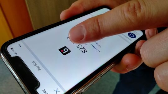 Myślała, że chroni oszczędności. Straciła ponad 17 tysięcy złotych Myślała, że chroni oszczędności. Straciła ponad 17 tysięcy złotych