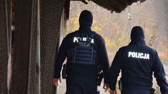 ❄️ Nie bądźmy obojętni! Jeden telefon może uratować komuś życie 📞❤️