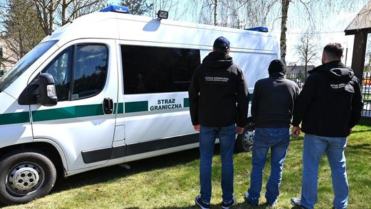 Nielegalni migranci zatrzymani w gminie Giby. Kurierem był obywatel Mołdawii