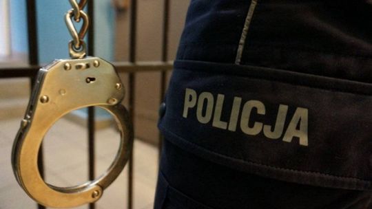 Nietrzeźwy kierowca z sądowym zakazem stanął przed sądem. Usłyszał wyrok w trybie przyspieszonym
