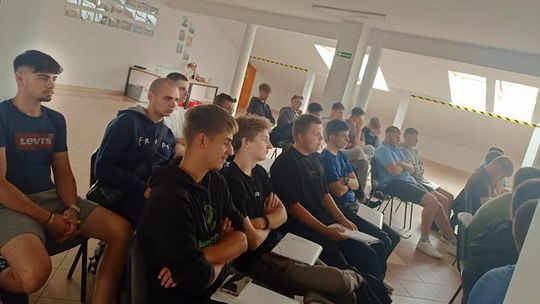 Nowoczesne rolnictwo – uczniowie zdobywali praktyczną wiedzę o przyszłości gospodarstw