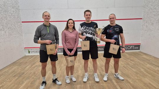 🎾🔥 Noworoczne Spalanie Kalorii w Suwałkach! Squash wrócił z energią