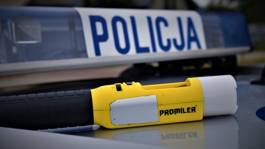 Odmówił podwiezienia, więc zniszczył auto. 27-latek z zarzutem wandalizmu 🚓 Odmówił podwiezienia, więc zniszczył auto. 27-latek z zarzutem wandalizmu 🚓