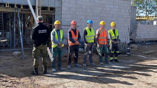Pięciu obywateli Uzbekistanu zatrzymanych w powiecie suwalskim. Pracowali bez wymaganych zezwoleń