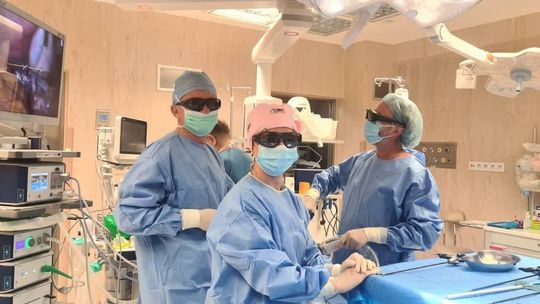 Pierwsza operacja jelita z wykorzystaniem nowoczesnego systemu FLUOBEAM LX w suwalskim szpitalu
