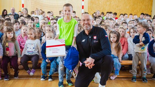 Pierwszy Orlik w Gminie Szypliszki powstanie w Słobódce. Minister Sportu i Turystyki z wizytą w szkole