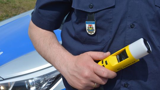 Pijany kierował hulajnogą elektryczną w Suwałkach. Otrzymał mandat w wysokości 2500 zł